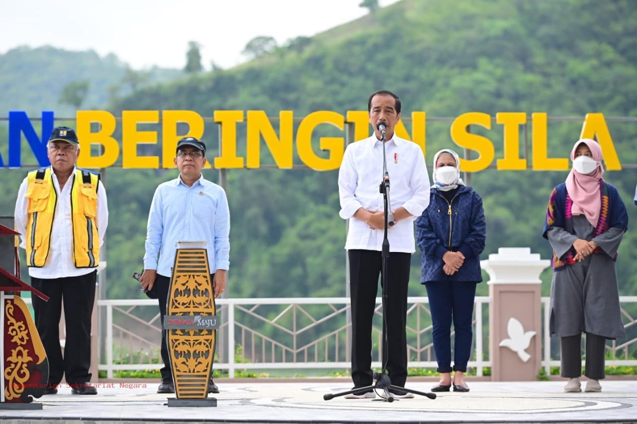 Presiden Joko Widodo Resmikan Bendungan Beringin Sila